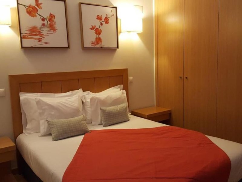 Vicentina Aparthotel 38