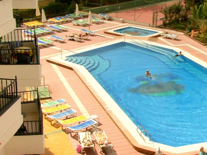 Apartamentos Las Faluas 10