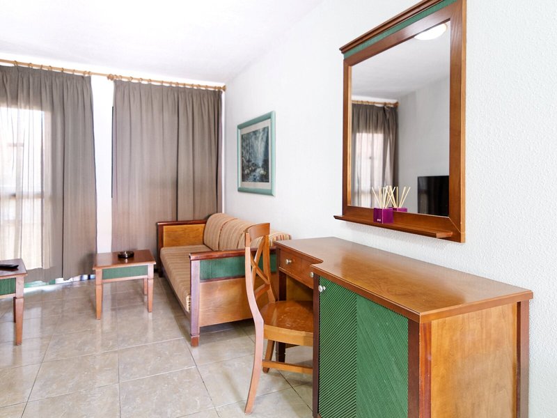 Apartamentos Las Faluas 32