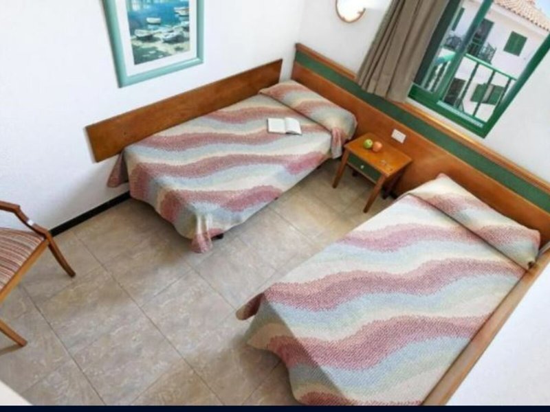 Apartamentos Las Faluas 33