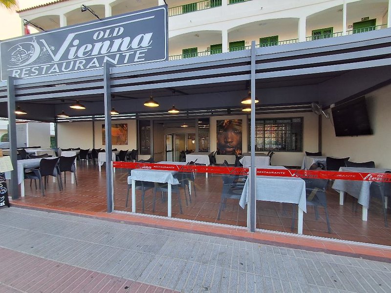 Apartamentos Las Faluas 3