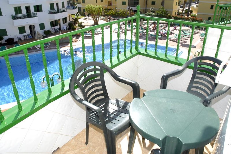 Apartamentos Las Faluas 13