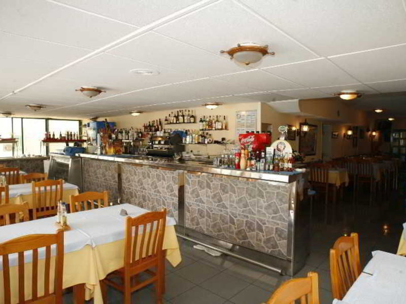 Apartamentos Las Faluas 21