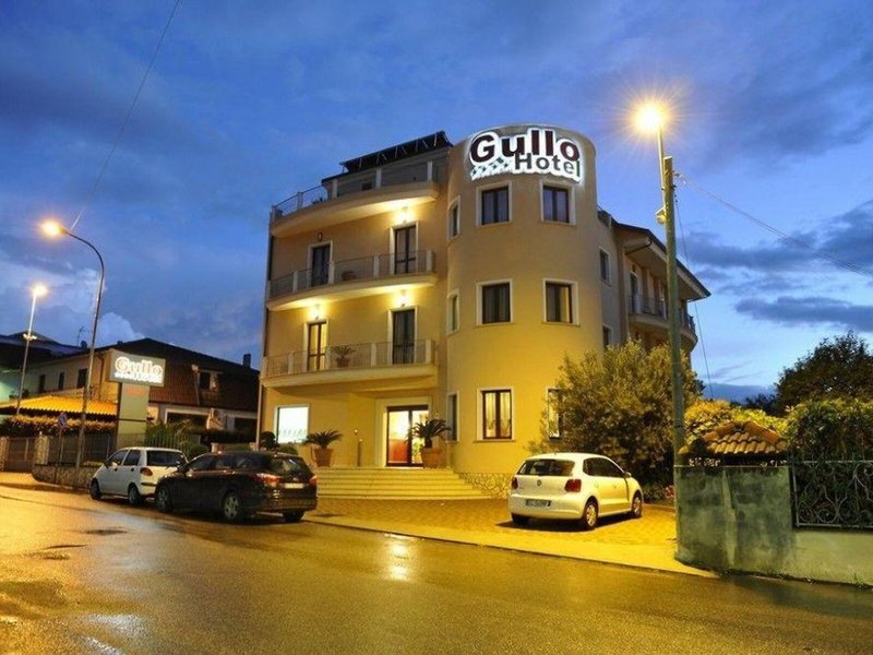 Gullo Hotel 2