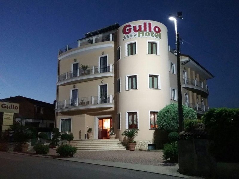 Gullo Hotel 3