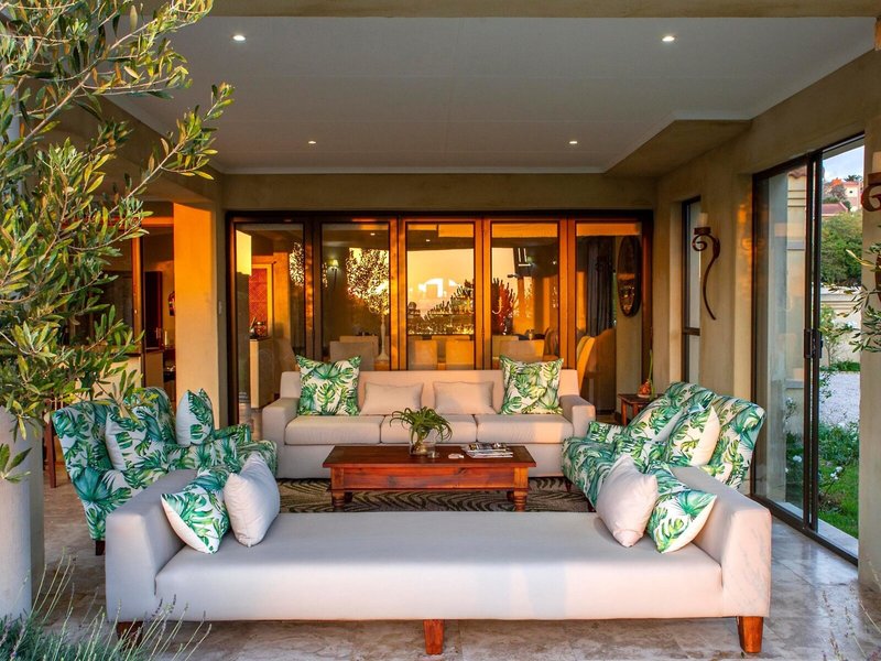 Super Tubes Guesthouse 6