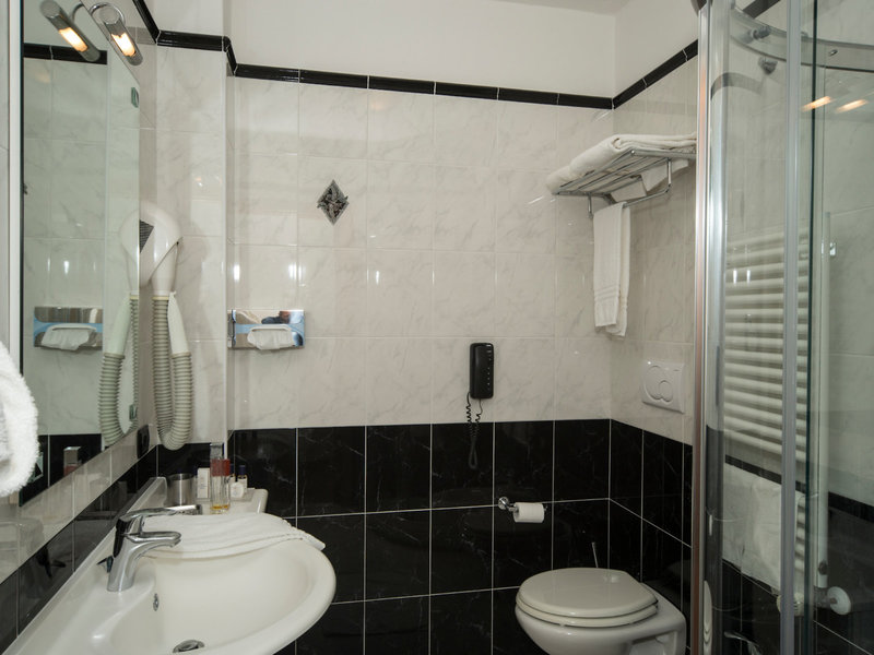 Hotel Vidi Miramare & Delfino 28