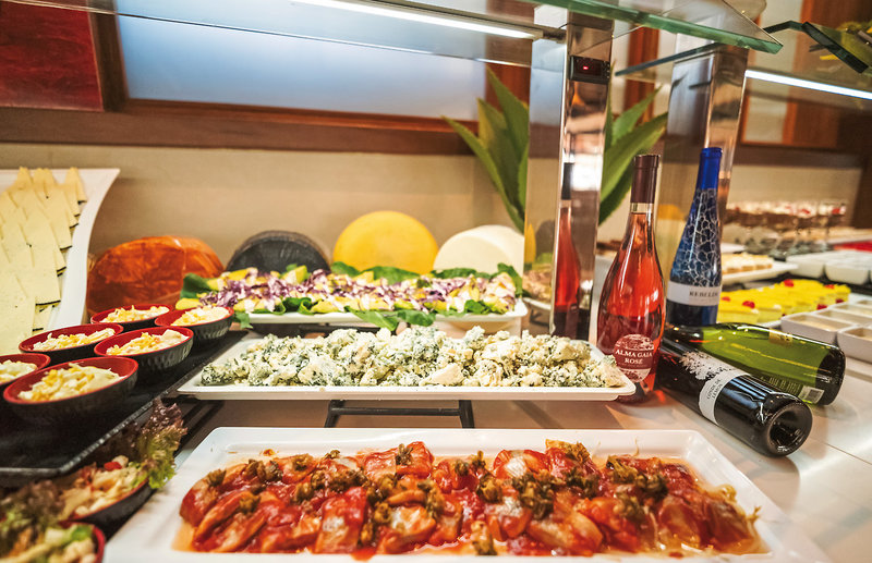 HL Miraflor Suites Hotel 18