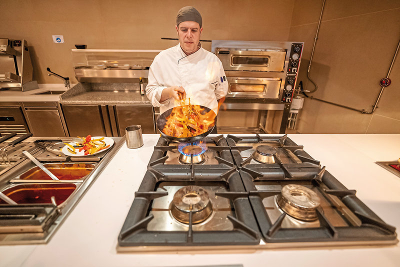 HL Miraflor Suites Hotel 20