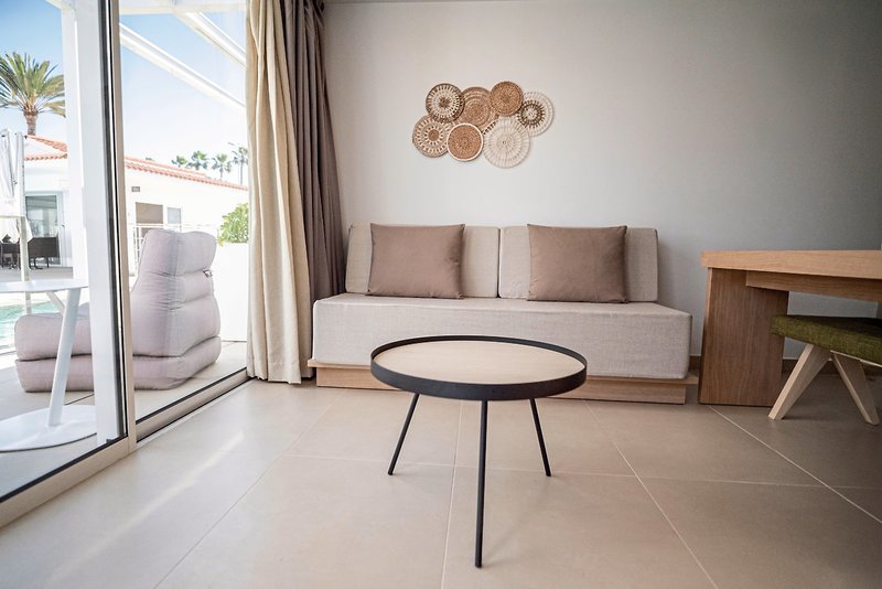 HL Miraflor Suites Hotel 28