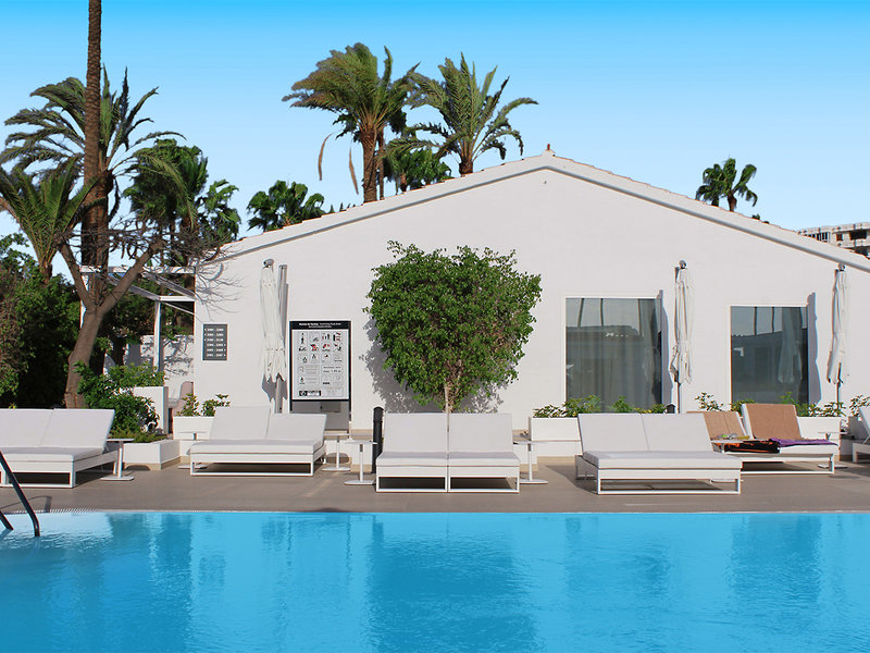 HL Miraflor Suites Hotel 1