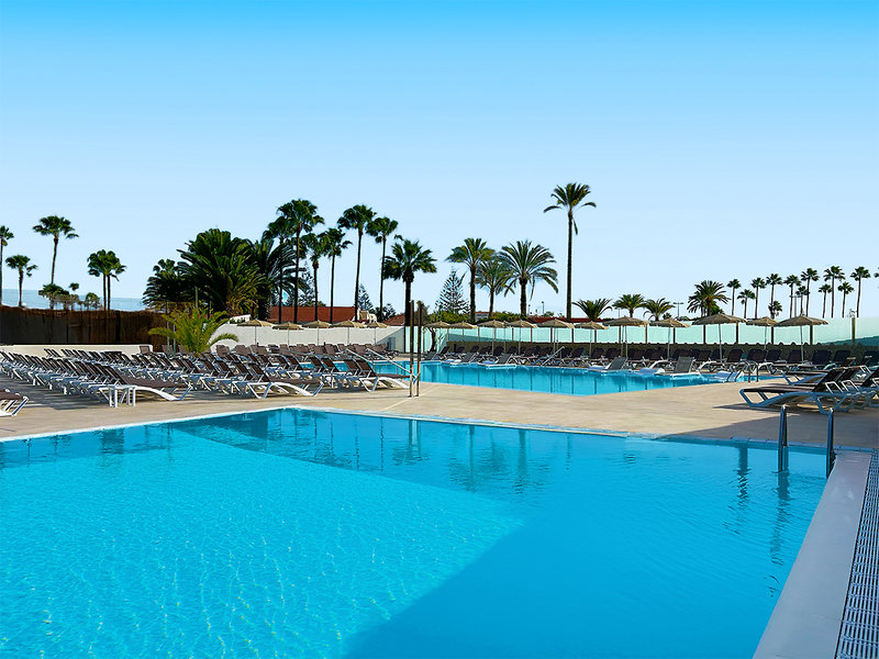 HL Miraflor Suites Hotel 4