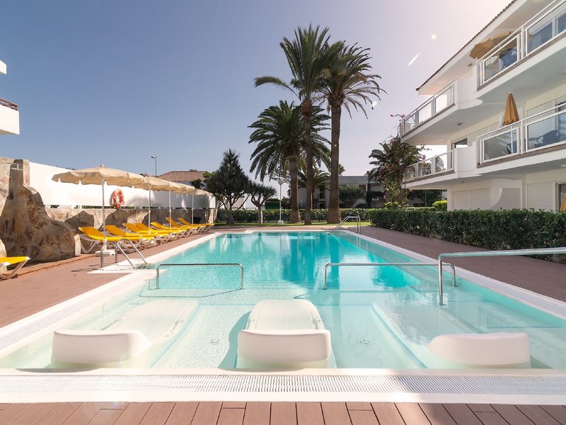 Apartamentos Montemayor 8