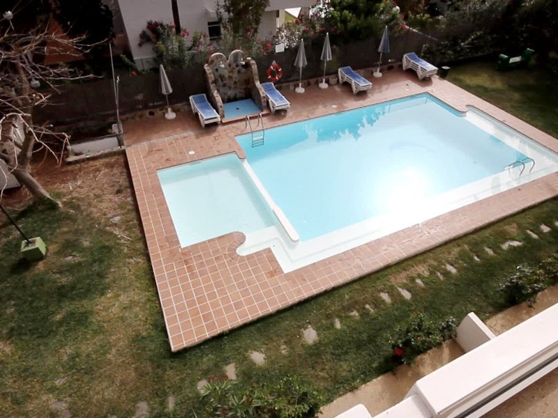 Apartamentos Montemayor 13