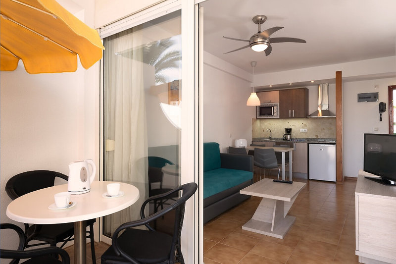 Apartamentos Montemayor 13