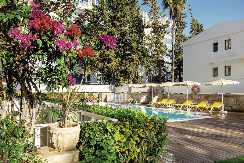 Apartamentos Montemayor 4