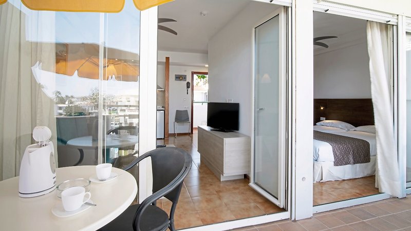 Apartamentos Montemayor 11