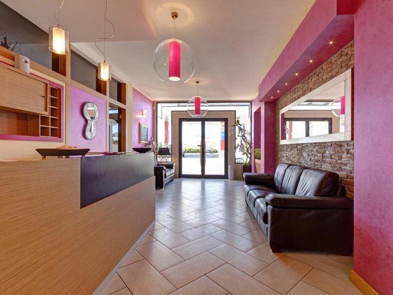 Hotel Ghala 8 - Lounge / Lobby