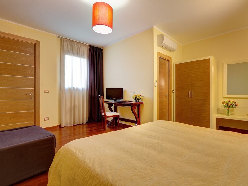 Hotel Ghala 17 - Room Example