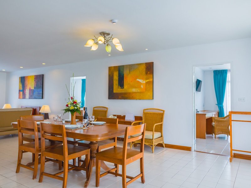 Waterfront Suites Phuket by Centara 17