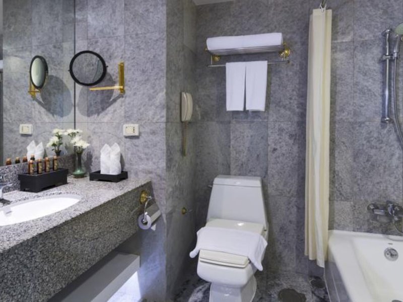 Grand Mercure Fortune Bangkok 46