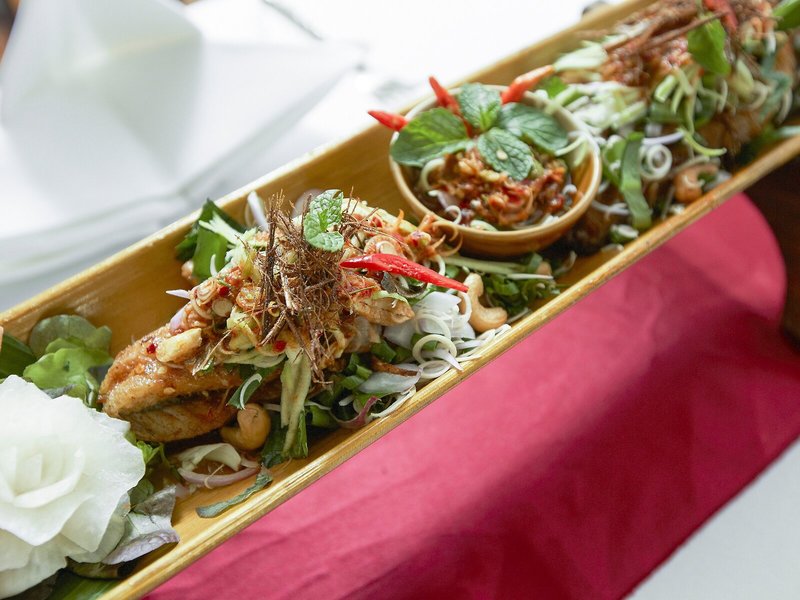 Centara Life Hotel Mae Sot 18