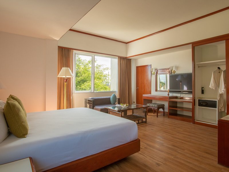 Centara Life Hotel Mae Sot 43