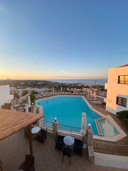 Amazones Village Suites 11