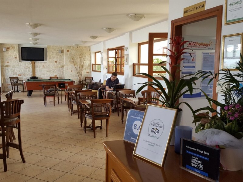 Amazones Village Suites 20