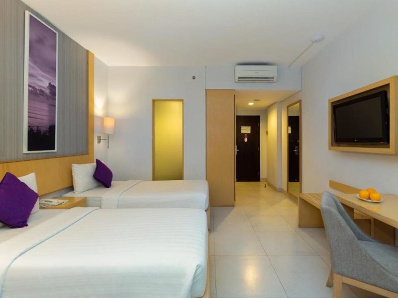 Quest Hotel Kuta 15