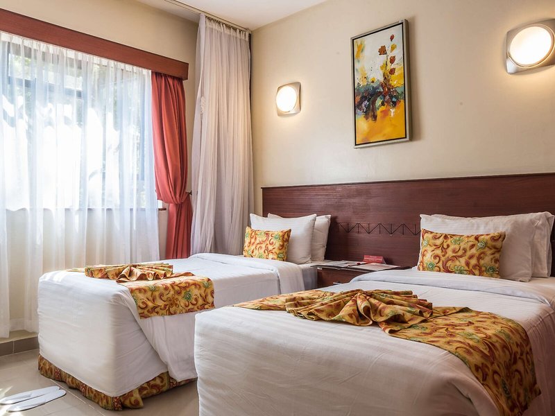 PrideInn Lantana Suites Hotel & Conferencing 12 - Room Example