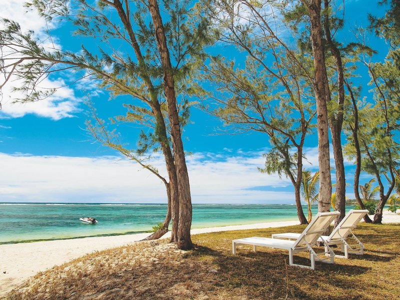 Maritim Crystals Beach Hotel Mauritius 8 - Beach