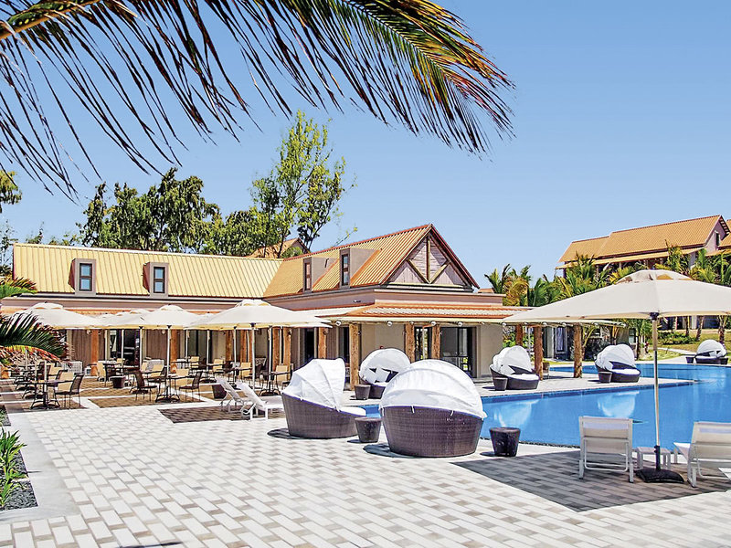 Crystals Beach Resort Belle Mare, a member of Radisson Individuals 6