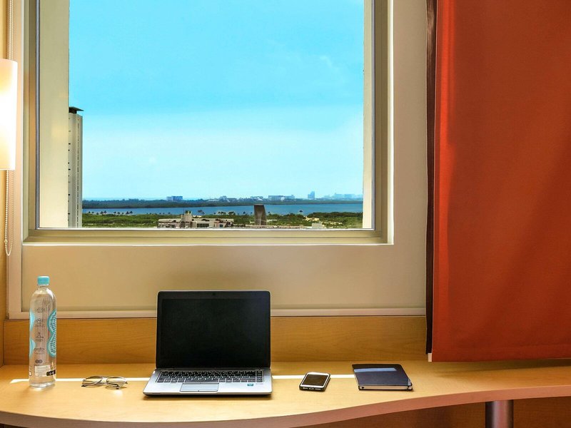 ibis Cancun Centro 28