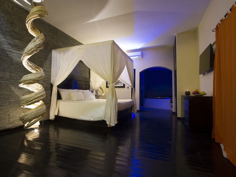 The Rhino Resort Hotel & Spa 6