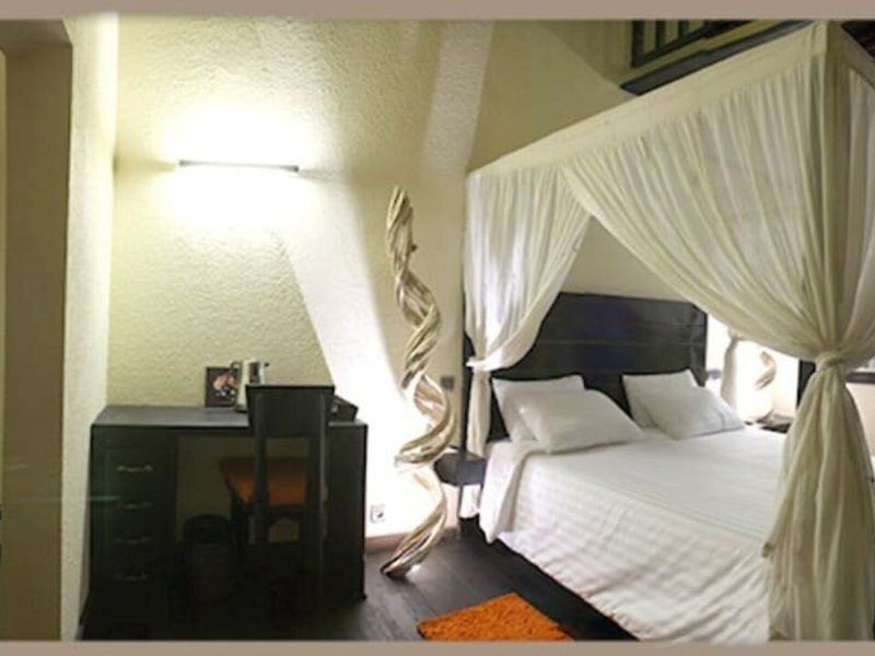 The Rhino Resort Hotel & Spa 7