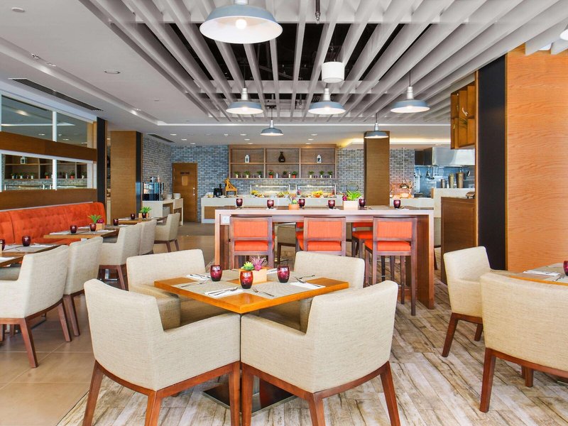 Hilton Garden Inn Ras Al Khaimah 24