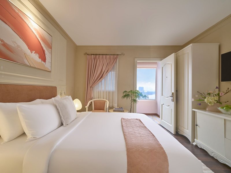 Silverland Jolie Hotel & Spa 32