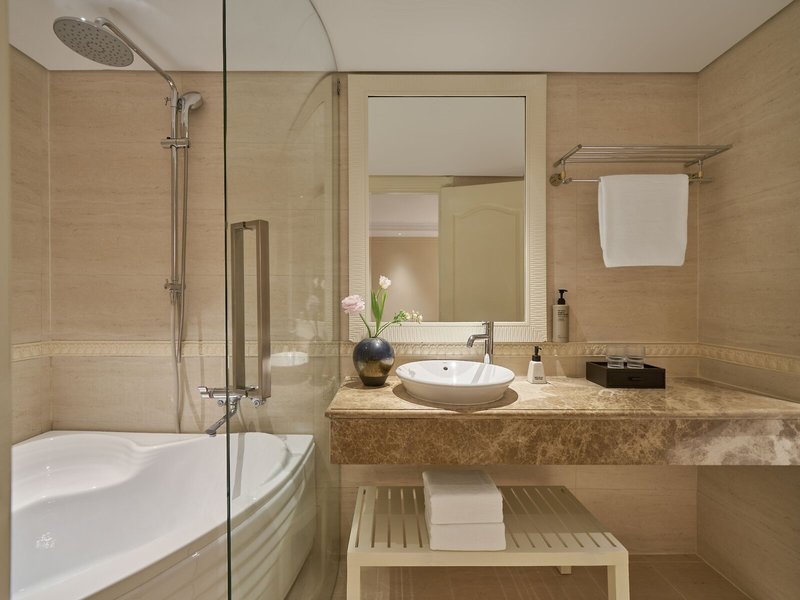 Silverland Jolie Hotel & Spa 45