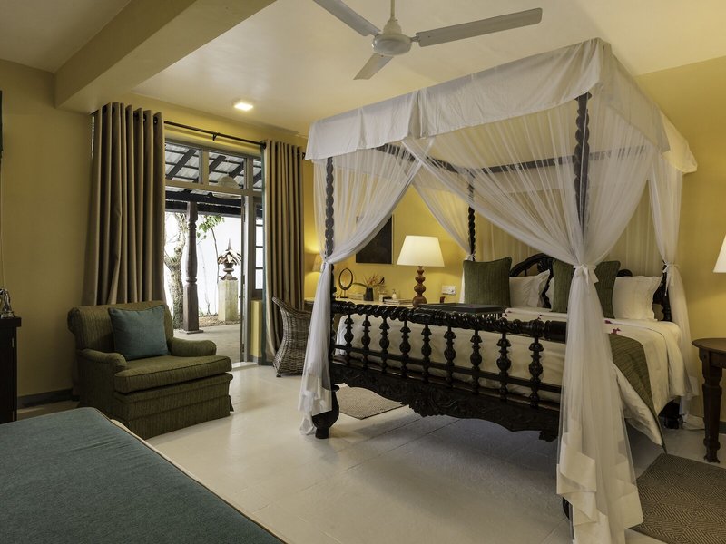 The Villa Bentota by KK Collection 16