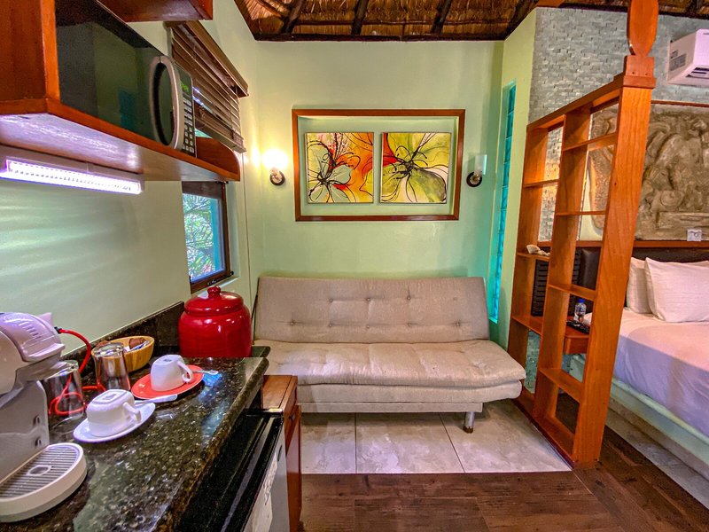 Cocos Cabanas 20