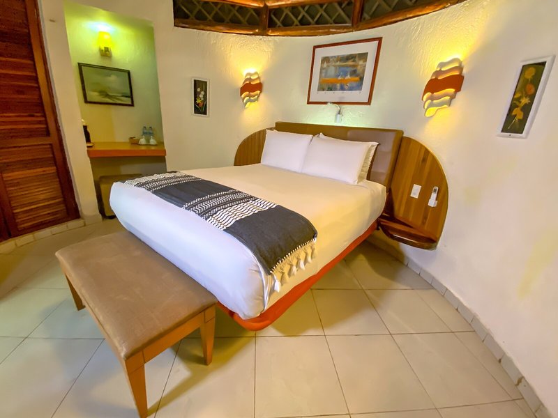 Cocos Cabanas 27