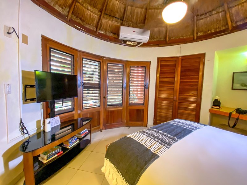 Cocos Cabanas 30