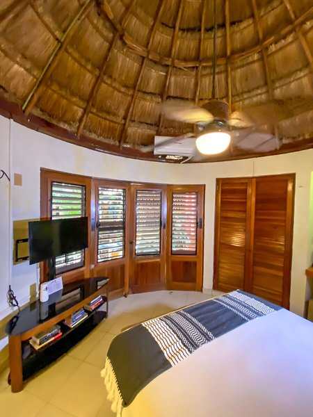 Cocos Cabanas 31