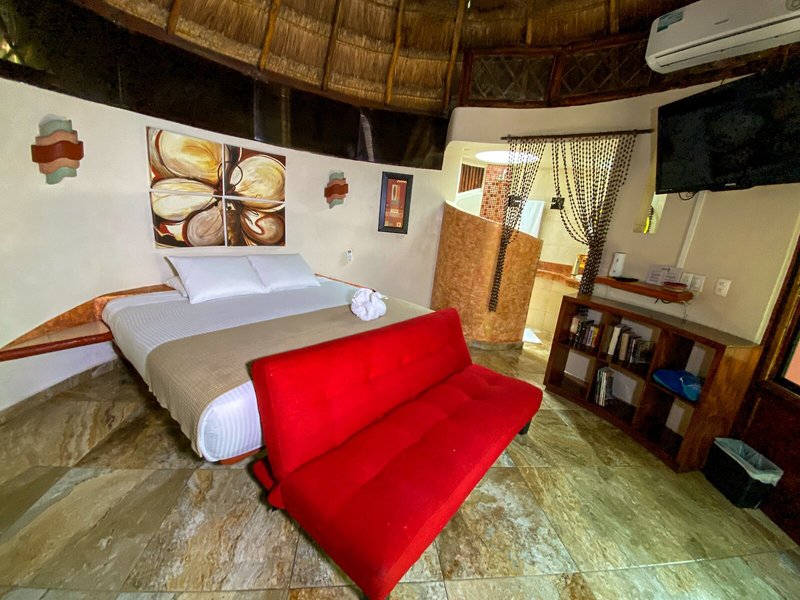 Cocos Cabanas 38