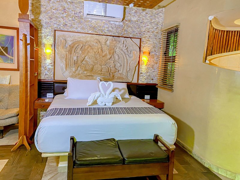 Cocos Cabanas 45