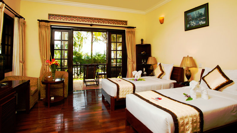 Golden Coast Resort And Spa 4