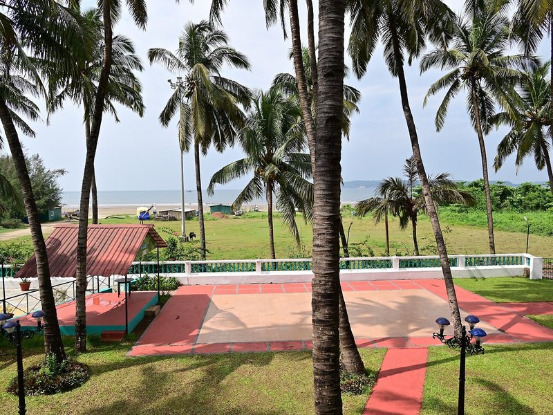 Swimsea Beach Resort