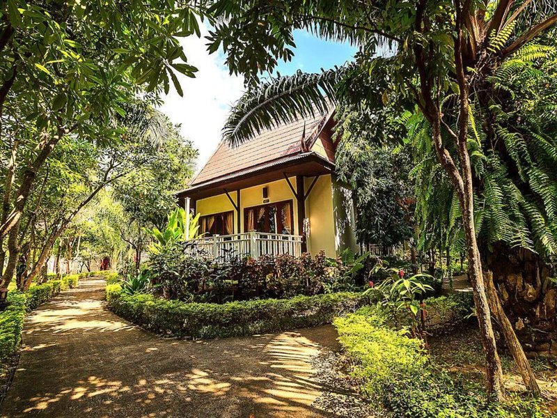 Lanta Klong Nin Beach Resort 4