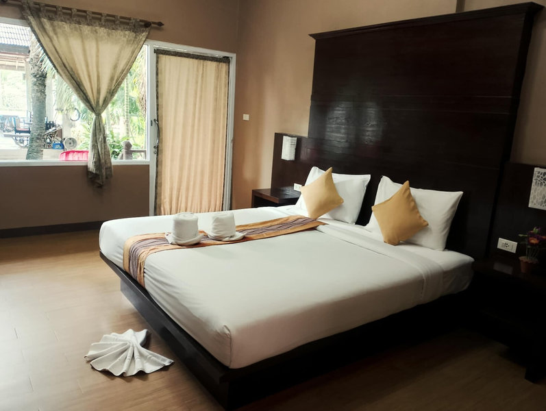 Lanta Klong Nin Beach Resort 4